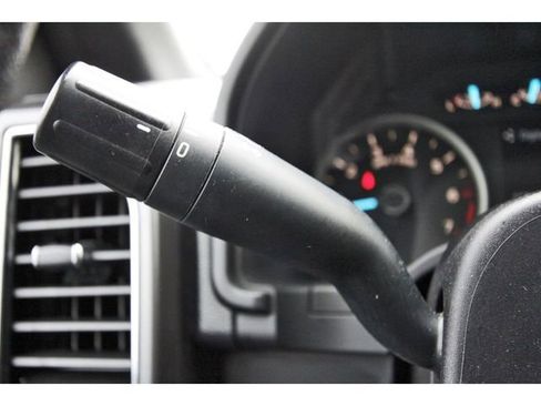 Used 2018 Ford F150 XLT w/ Equipment Group 302A Luxury image 15