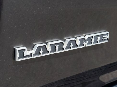 Used 2020 RAM 1500 Laramie RWD image 17