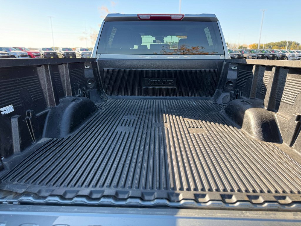 Used 2025 Chevrolet Silverado 2500 LT w/ Convenience Package AWD/4WD image 16