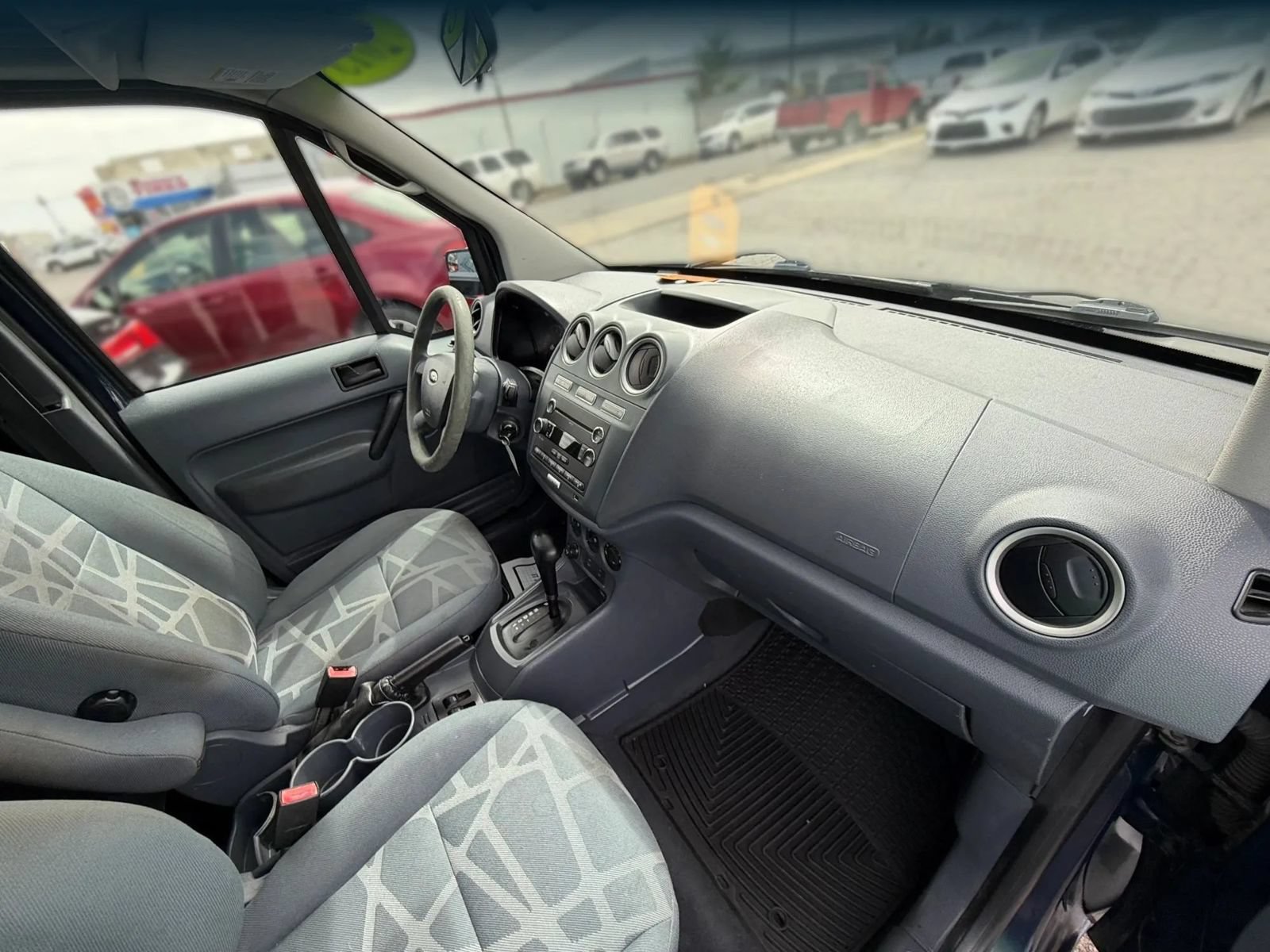 Used 2013 Ford Transit Connect XLT FWD image 13