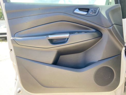 Used 2017 Ford Escape Titanium FWD image 13