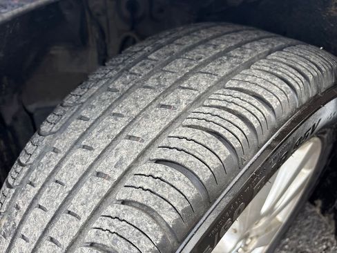 Used 2019 Toyota Camry LE image 12