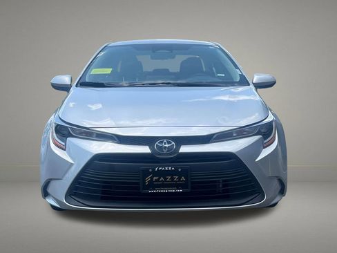 Used 2024 Toyota Corolla LE FWD image 9
