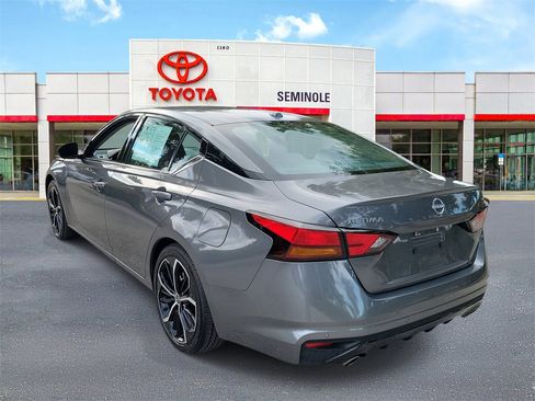 Used 2025 Nissan Altima 2.5 SR image 4