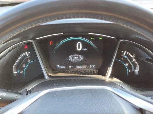 Used 2017 Honda Civic Touring image 35