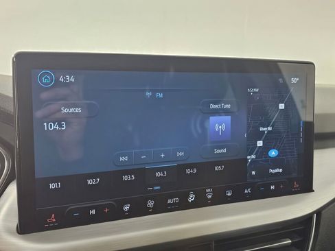 Used 2024 Ford Escape Platinum image 27