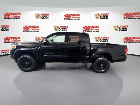 Certified 2022 Toyota Tacoma SR5 w/ Technology Package AWD/4WD image 13