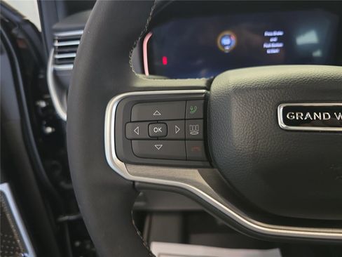 New 2026 Jeep Grand Wagoneer L Limited AWD/4WD image 28