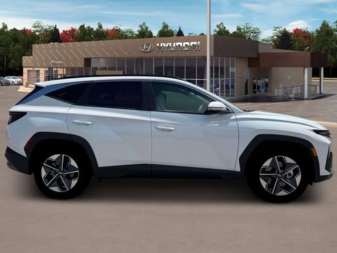 New 2026 Hyundai Tucson SEL image 9