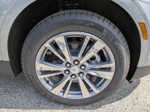 New 2026 Cadillac XT5 Premium Luxury w/ Driver Assist Package FWD image 12