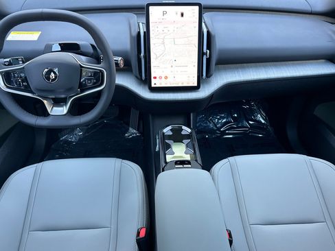 New 2025 Volvo EX30 Plus image 11