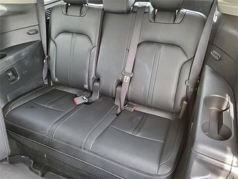 Certified 2024 MAZDA CX-90 3.3 Turbo w/ Preferred Plus image 16