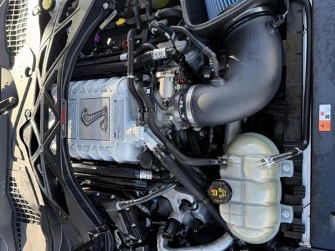 Used 2020 Ford Mustang Shelby GT500 w/ Technology Package image 31