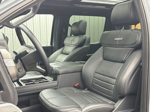 Used 2025 Ford F250 Platinum image 35