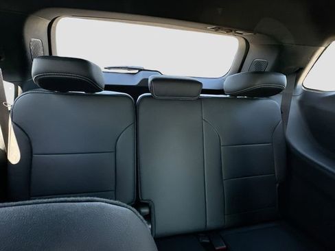 New 2025 Chevrolet Traverse LT w/ Enhanced Driving Package image 26