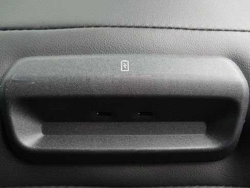 Used 2025 Ford Expedition Tremor image 72