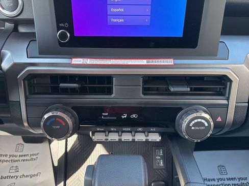 New 2026 Toyota 4Runner SR5 AWD/4WD image 17
