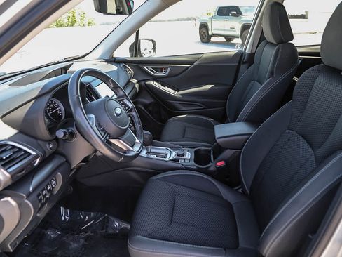 Used 2021 Subaru Forester Premium AWD/4WD image 16