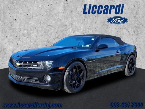 Used 2011 Chevrolet Camaro SS image 3