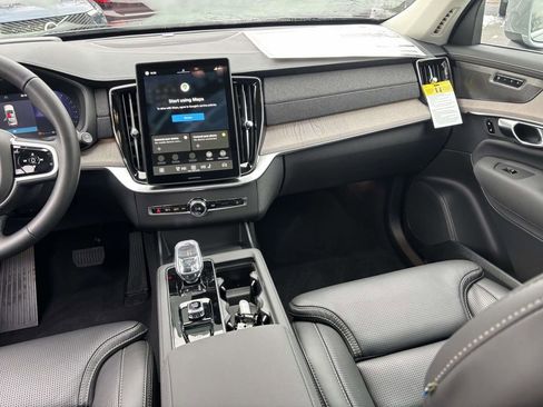 New 2026 Volvo XC90 B6 Ultra image 31