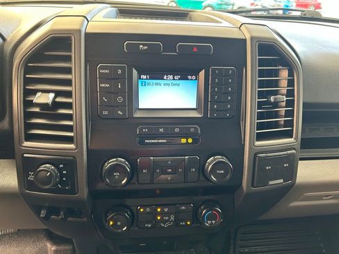 Used 2022 Ford F350 XL w/ Power Equipment Group image 27