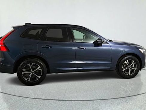 Used 2027 Volvo XC60 B5 Core AWD/4WD image 8