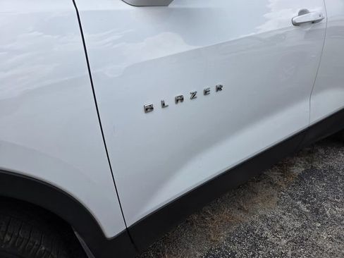 Used 2020 Chevrolet Blazer LT FWD image 5