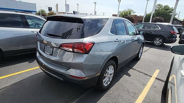 Used 2024 Chevrolet Equinox LT FWD image 9