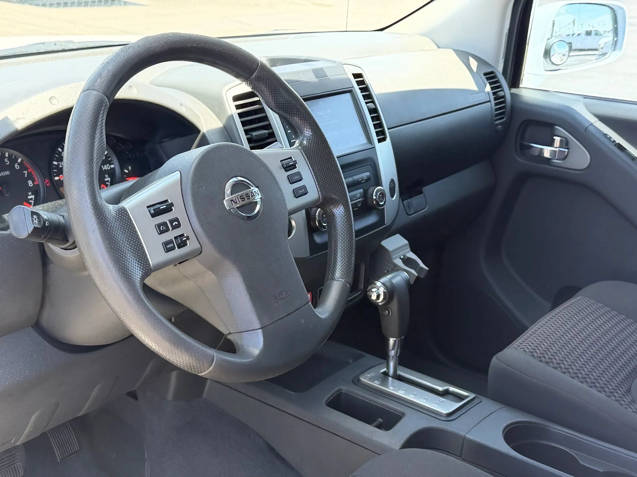 Used 2019 Nissan Frontier SV RWD image 10