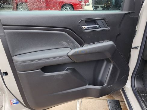 New 2026 GMC Canyon Elevation w/ Convenience Package image 13