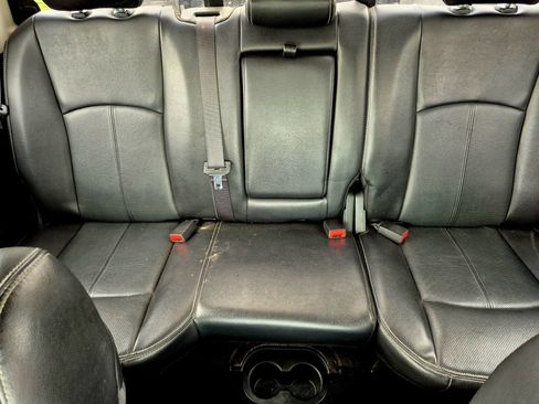 Used 2018 RAM 1500 Laramie w/ Convenience Group image 15