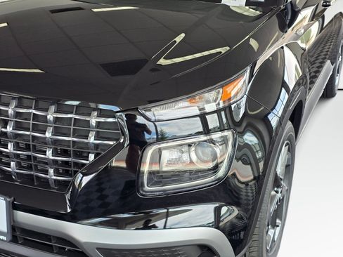 New 2026 Hyundai Venue SEL FWD image 10