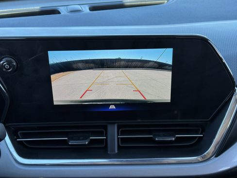 Used 2024 Chevrolet Trax LT w/ Driver Confidence Package image 18