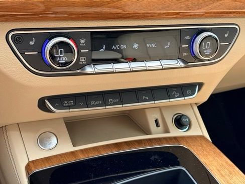 Certified 2023 Audi Q5 2.0T Premium Plus AWD/4WD image 10