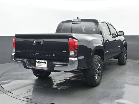 Used 2021 Toyota Tacoma SR5 RWD image 6