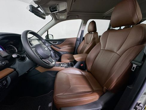 Used 2020 Subaru Forester Touring w/ Popular Package #2 image 13