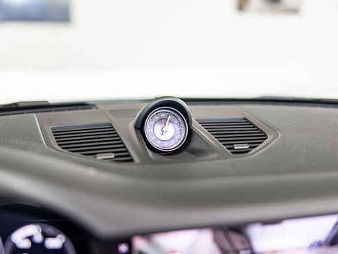 Used 2022 Porsche 911 Carrera 4S image 27