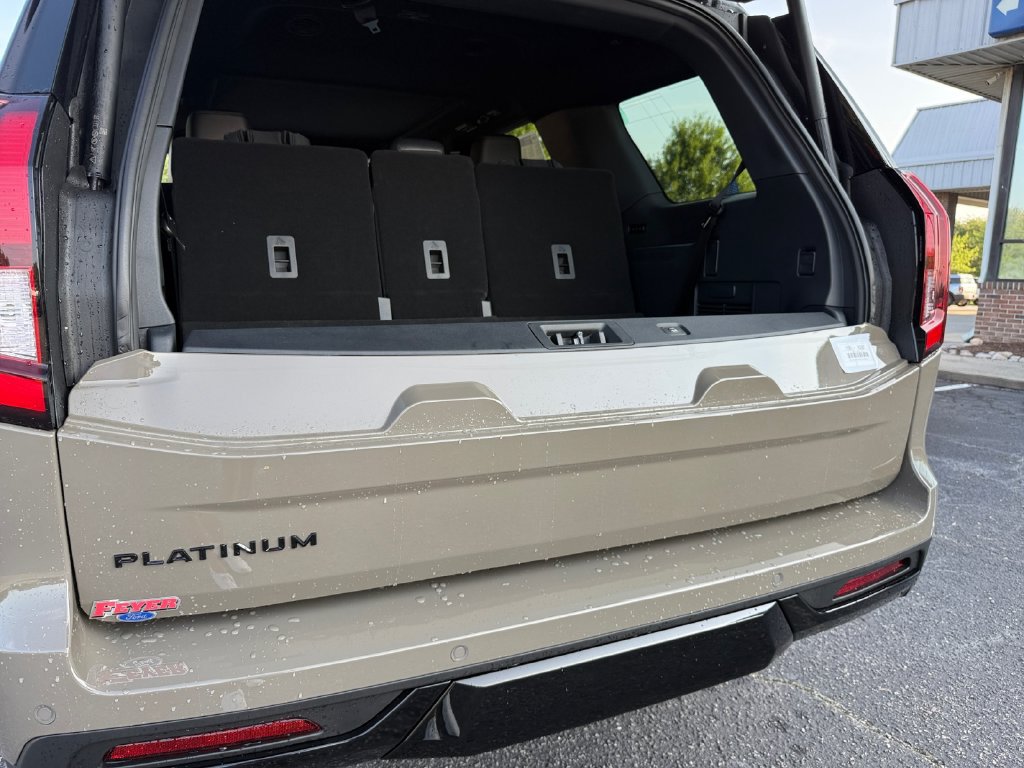 New 2026 Ford Expedition Platinum w/ Stealth Appearance Package AWD/4WD image 25