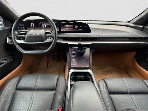 Used 2023 Lucid Air Grand Touring image 13