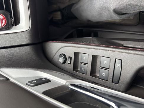 Used 2013 GMC Terrain SLT w/ Cargo Package image 10