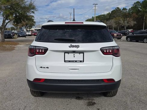 New 2026 Jeep Compass Latitude AWD/4WD image 5