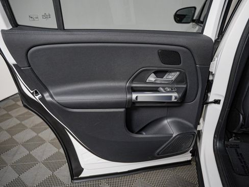 Certified 2024 Mercedes-Benz EQB 250+ image 21