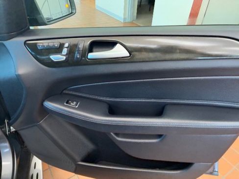 Used 2019 Mercedes-Benz GLS 450 4MATIC w/ Premium 1 Package image 35