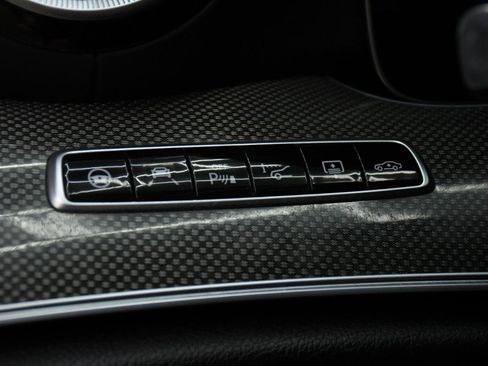 Used 2018 Mercedes-Benz E 63 AMG S image 33