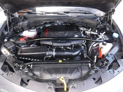 Used 2024 Alfa Romeo Stelvio Veloce image 9