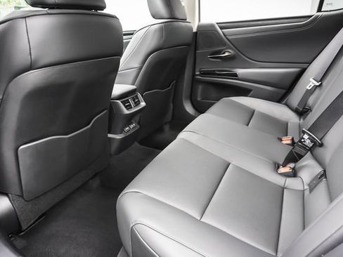 Used 2025 Lexus ES 350 w/ Premium Package FWD image 21