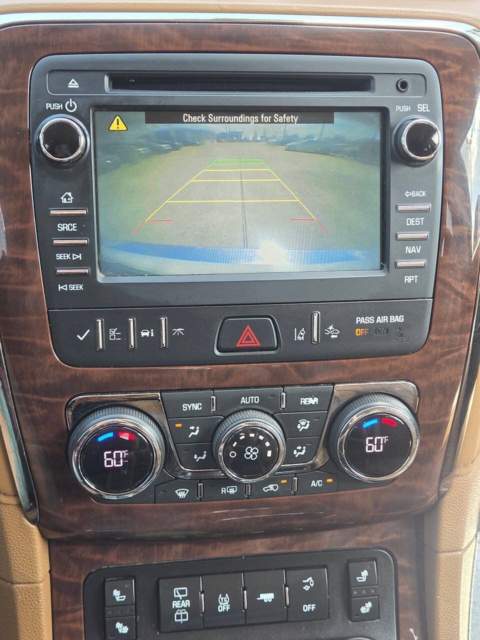 Used 2016 Buick Enclave Leather w/ Trailering Package FWD image 10