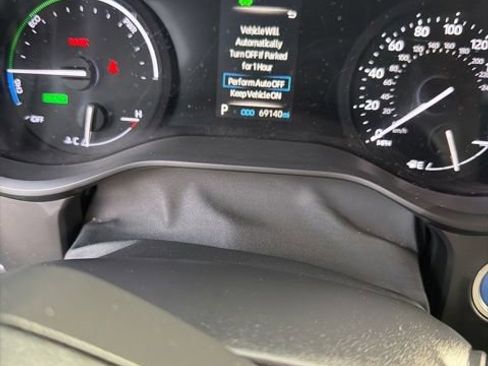 Used 2022 Toyota Sienna LE image 12