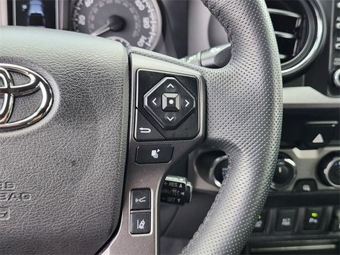 Used 2023 Toyota Tacoma TRD Sport image 31
