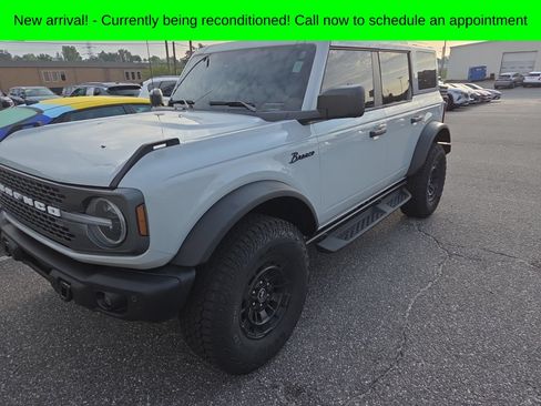 Used 2026 Ford Bronco Badlands AWD/4WD image 3